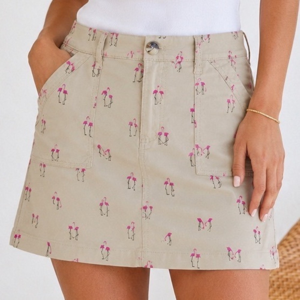 Flamingo Print Stretch Skirt Khaki Pink Golf Casual Mini Skort Size 8 Adorable